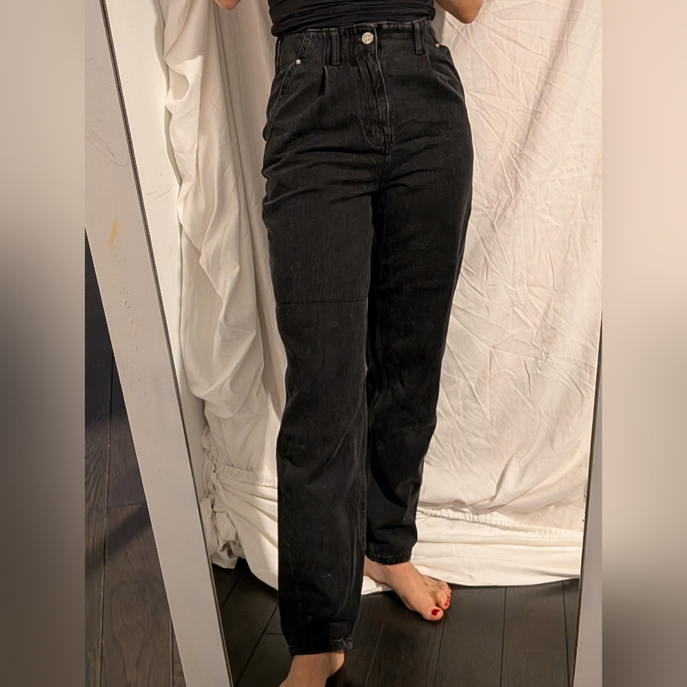 Black High-Waisted Jeans